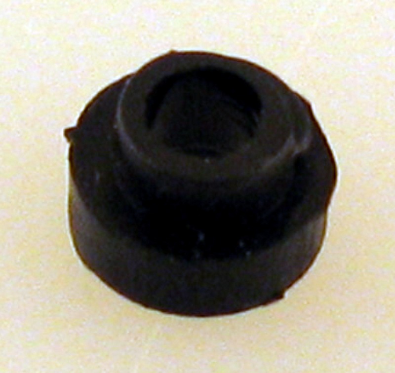 (image for) Roller Pickup Top Insulator (O Scale Steam)