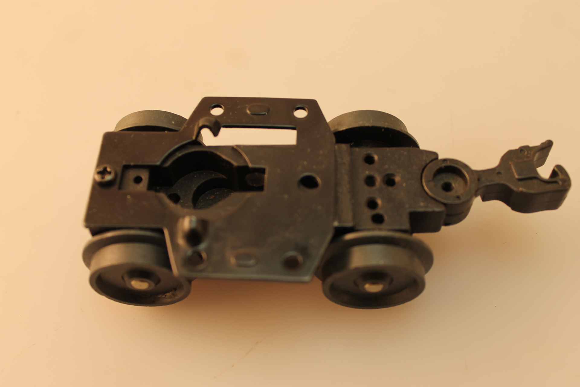 (image for) 4 Wheel NG - Non Operating Short Coupler w/ Bolster