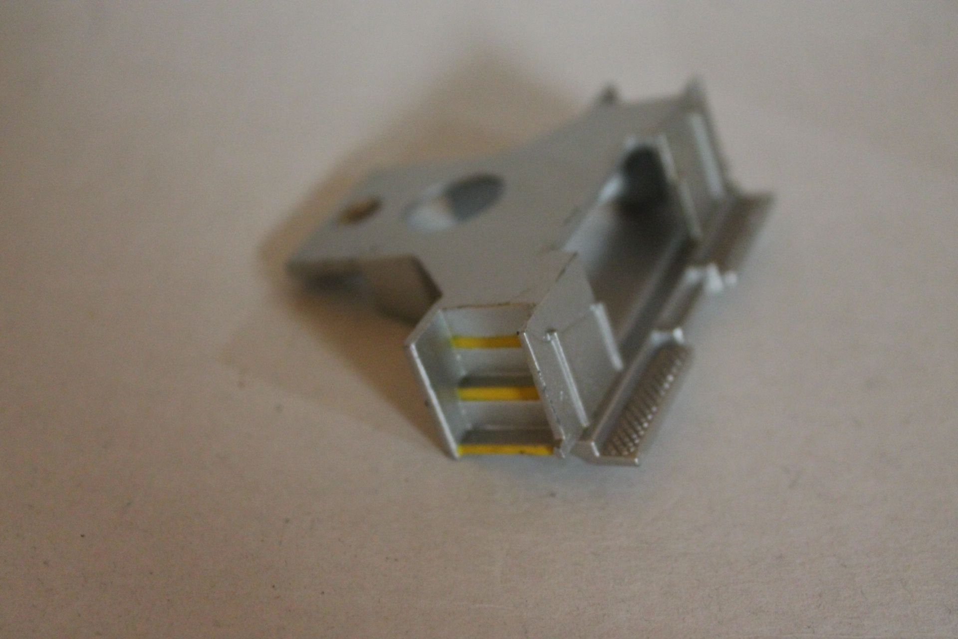 (image for) Pilot - Silver -Yellow Steps (O Scale Universal)