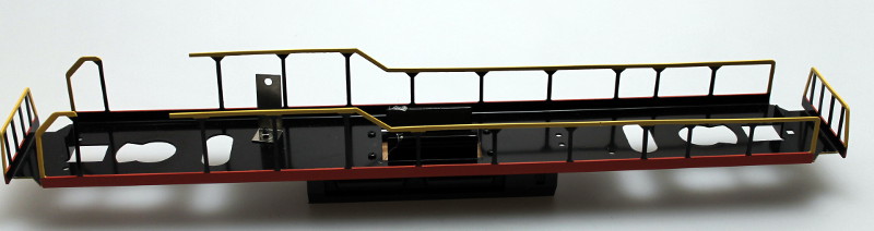 (image for) Underframe - Black Fuel Tank, Red/Yellow Frame (O U33C)