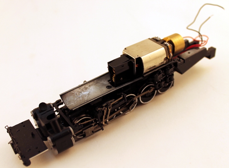 (image for) Loco Chassis w/Motor & Drive Wheels - White Rims (HO 2-10-2)
