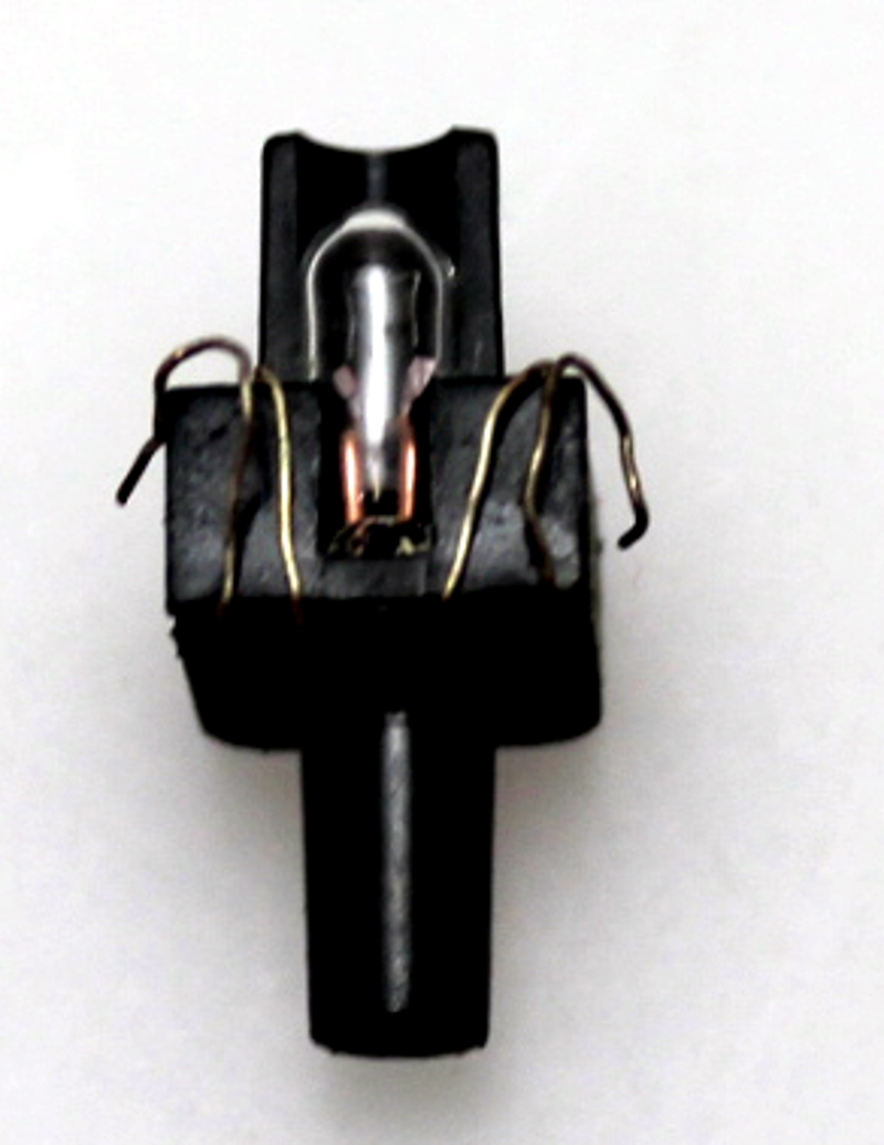 Light Socket & Bulb (N Scale 4-8-4 Northern) - Click Image to Close