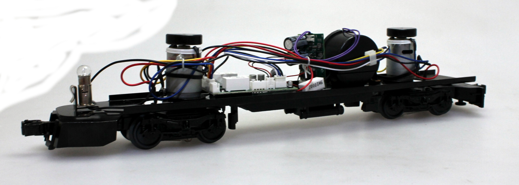 (image for) Complete Chassis - P42 Amtrack Anniversary (O Scale: Genesis)