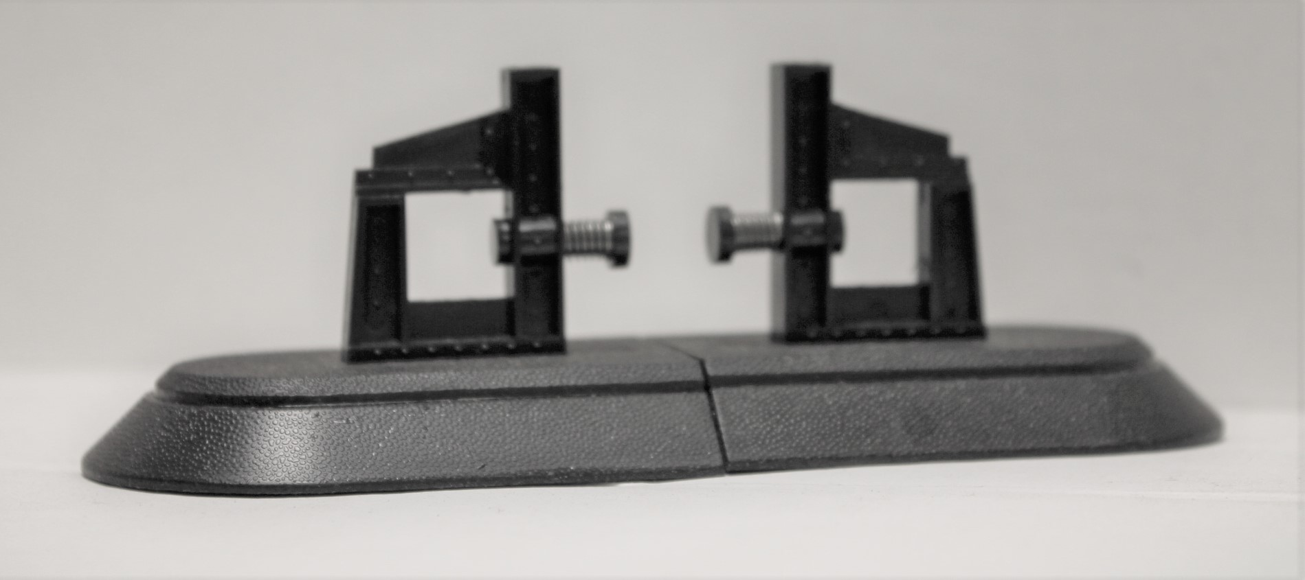 (image for) Track Bumpers - Black (On30 Scale) (WF)