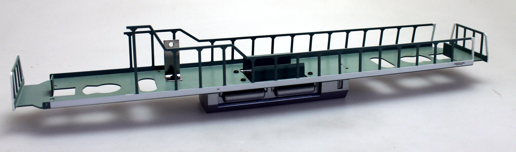 (image for) Loco Chassis Underframe (O Scale Dash 9) (Old Version) No On/Off Switch