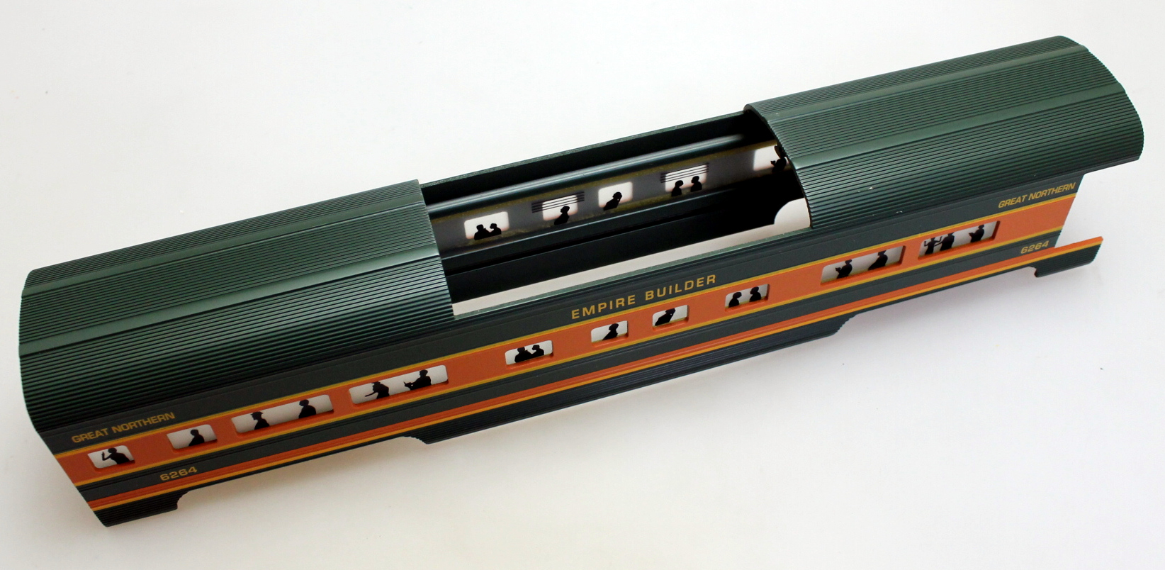 (image for) VISTA DOME CAR SHELL (GREAT NORTHERN-EMPIRE BUILDER) #6264