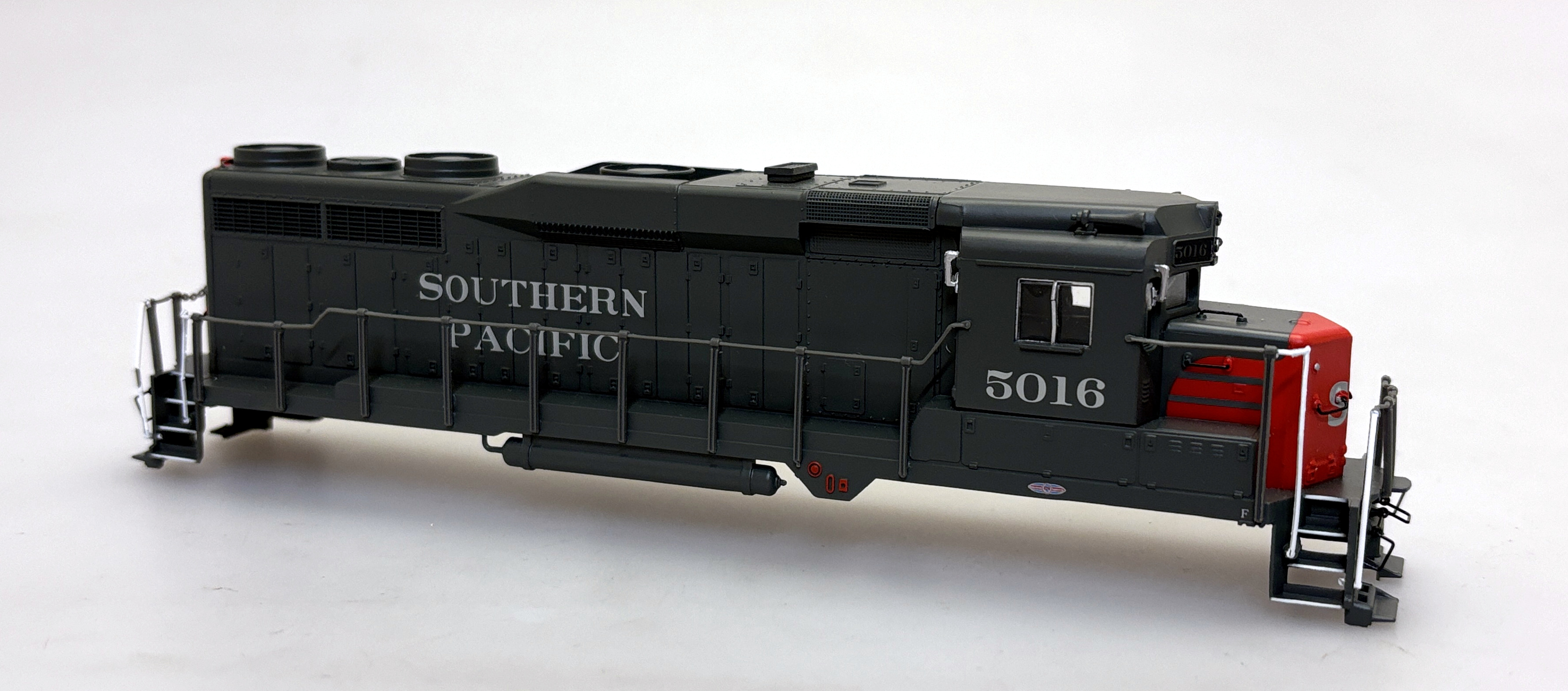 (image for) Shell - Southern Pacific #5016 (HO GP30)