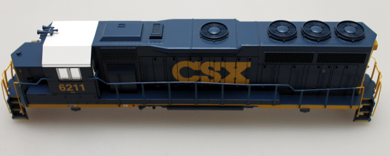 Loco Body Shell - CSX #6211 (HO GP40) - Click Image to Close