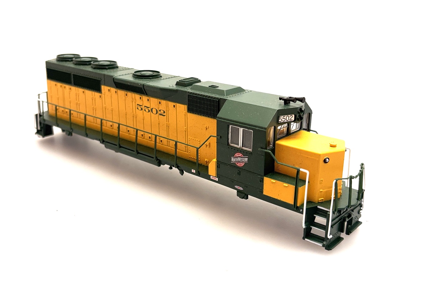 Loco Body Shell - Chicago NorthWestern #5502 (HO GP40) (image for) Loco Body Shell - Chicago NorthWestern #5502 (HO GP40)