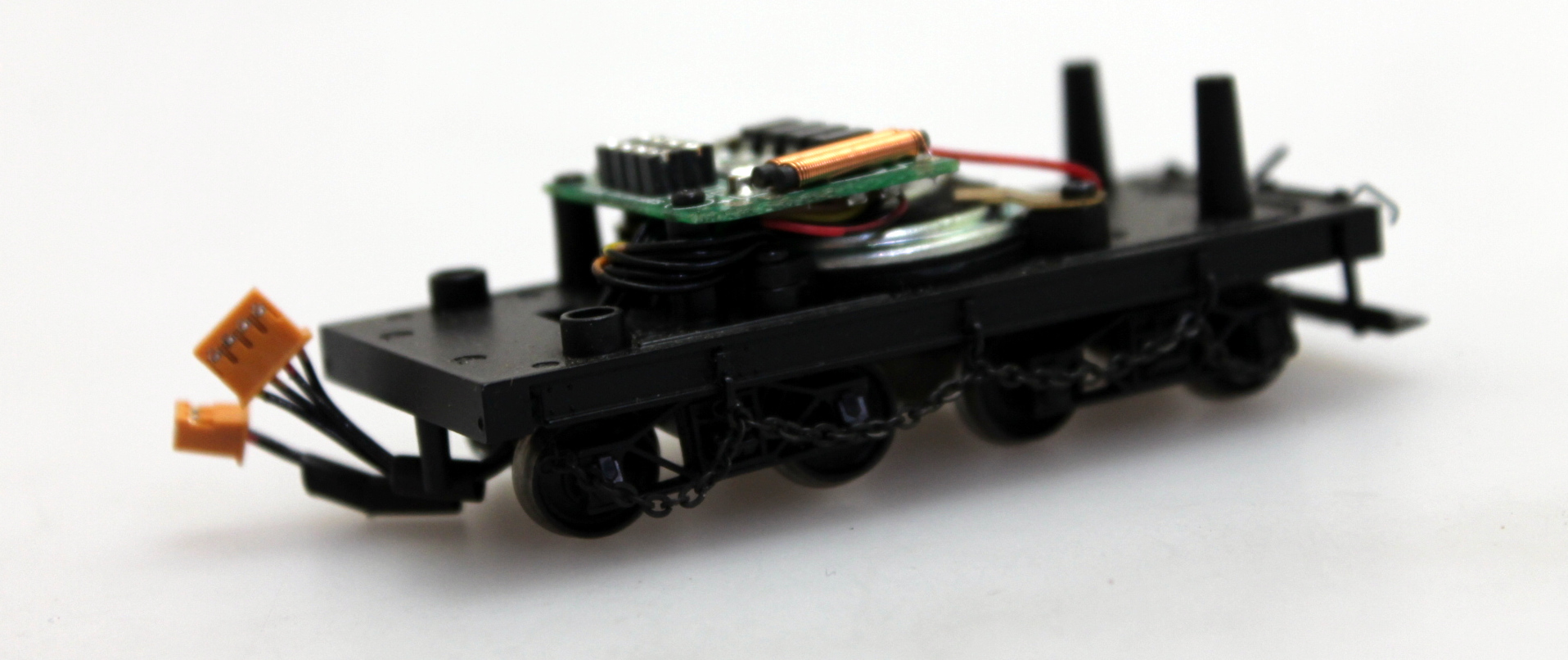 (image for) Tender Chassis w/Speaker, Black (HO 4-4-0 Richmond)