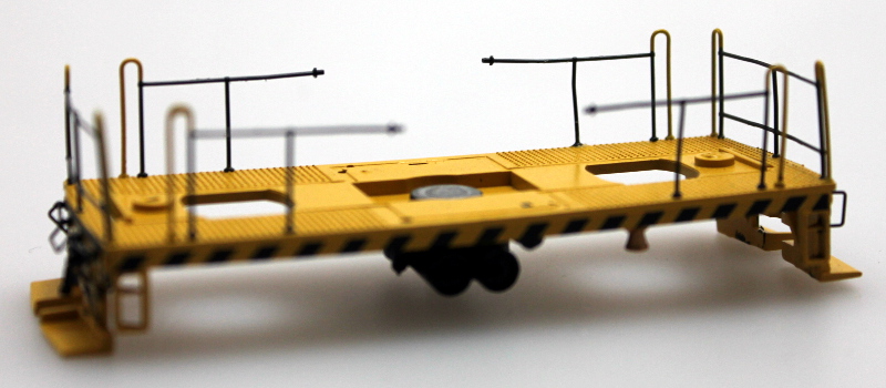 Underframe - Yellow/Black Stripes w/Black Handrails (HO 45 Ton)