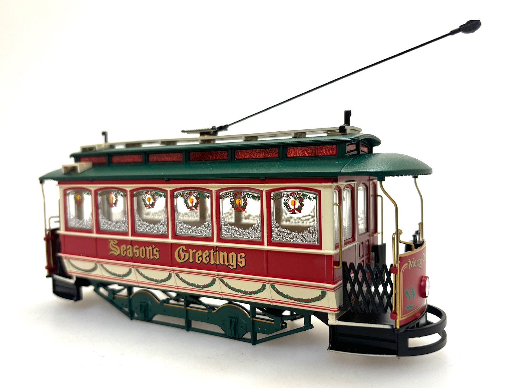 (image for) Shell W/ LED, Roof, and Sideframes - Seasons Greetings (On30 Closed Street Car)