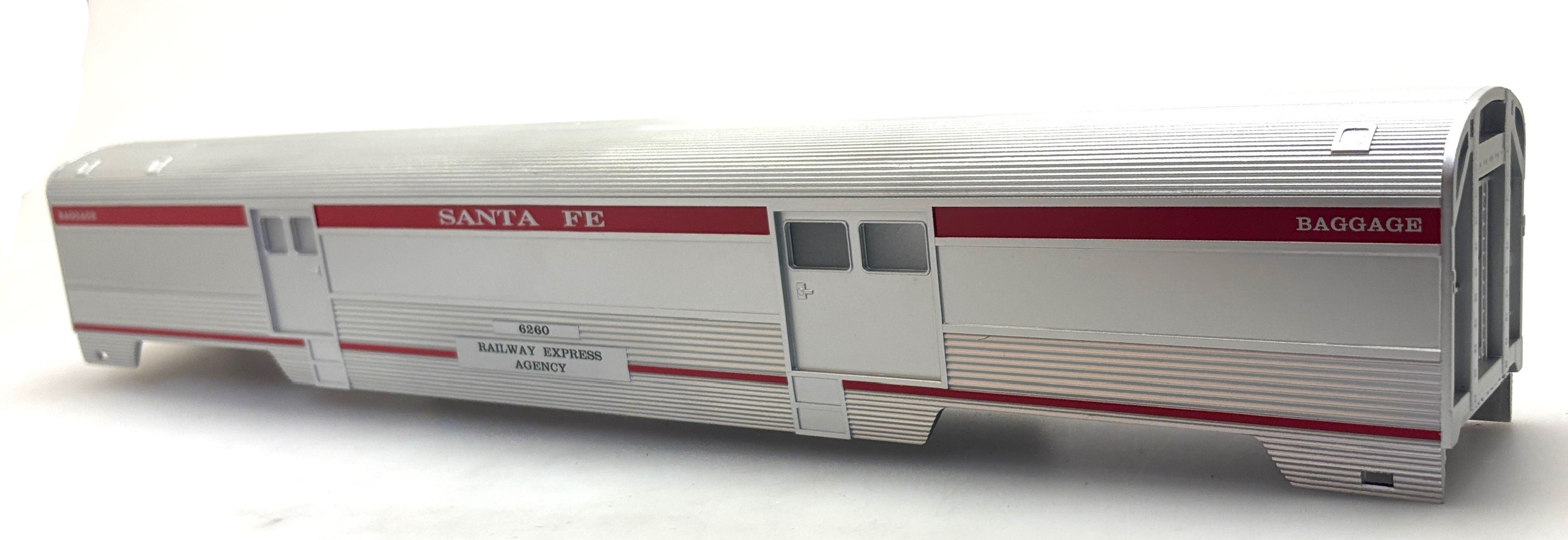(image for) BAGGAGE SHELL - SANTA FE - RAILWAY EXPRESS AGENCY #6260 (72' O SCALE)