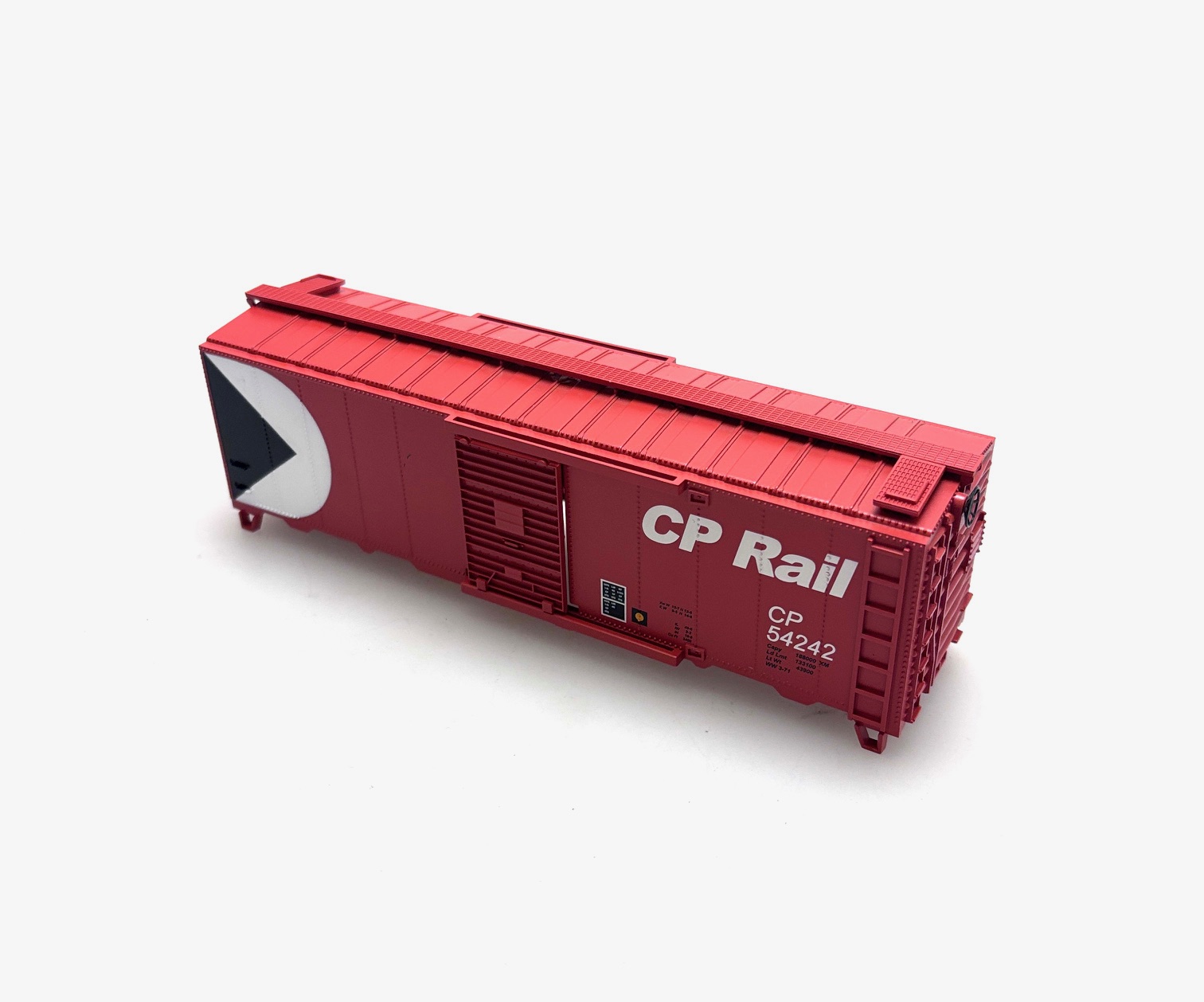 (image for) 40' Sliding Door Box Car Shell - CP Rail (HO Kit Bashing)