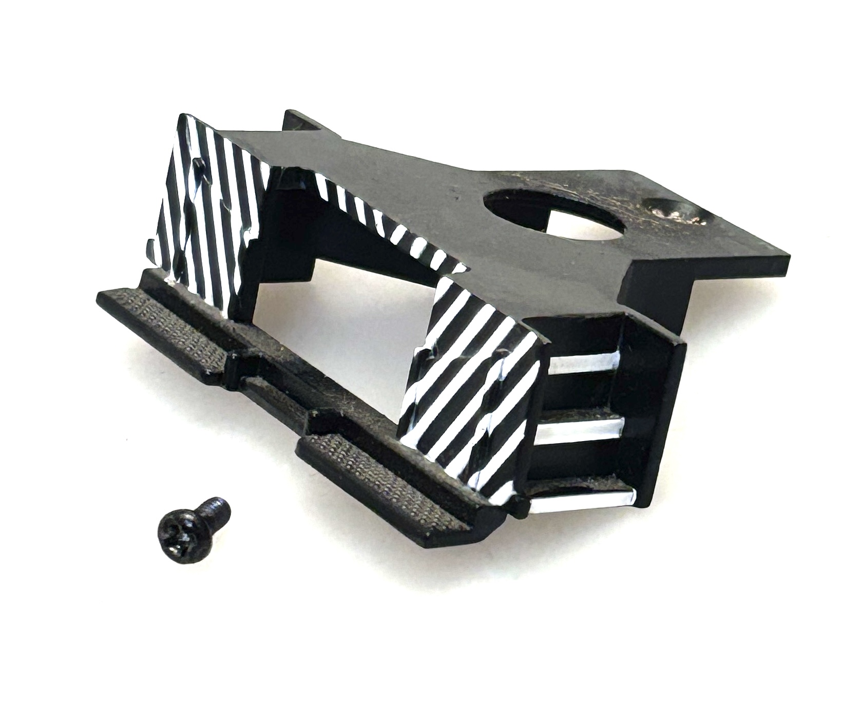 (image for) Pilot - Black, White Safety Steps (O Scale /FP45, SD45, SD90, DASH 9, U33C, GP38, GP9, 44 TON & Universal