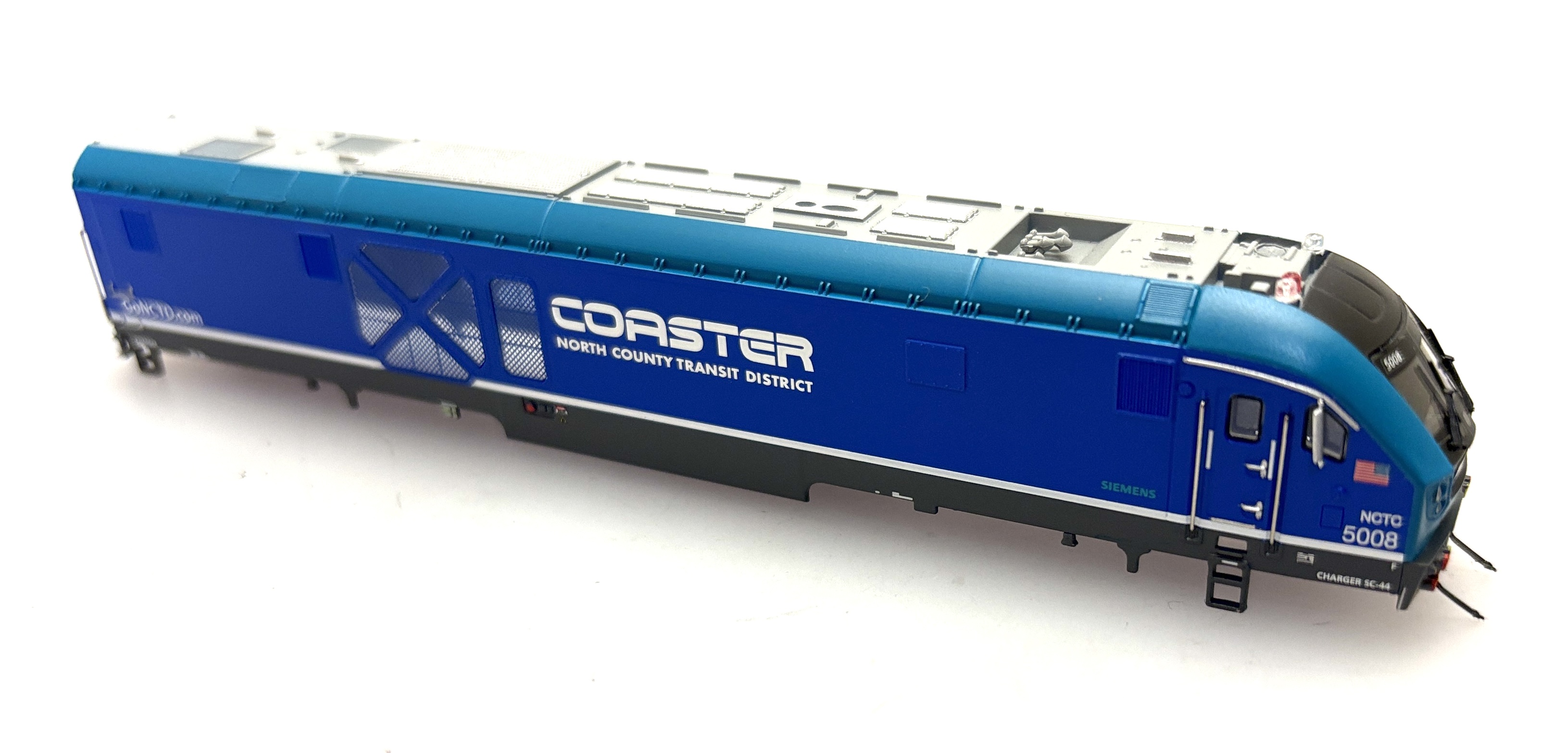 (image for) Loco Shell- North County Transit District Coaster #5008 (N Scale SC-44 Charger)