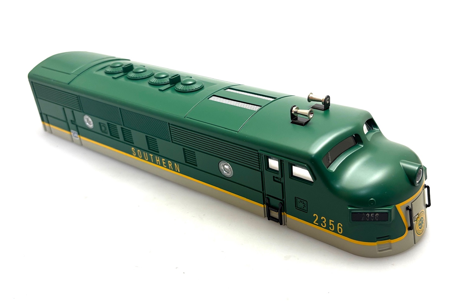 (image for) Body Shell - Southern #2356 (O Scale F-3A)