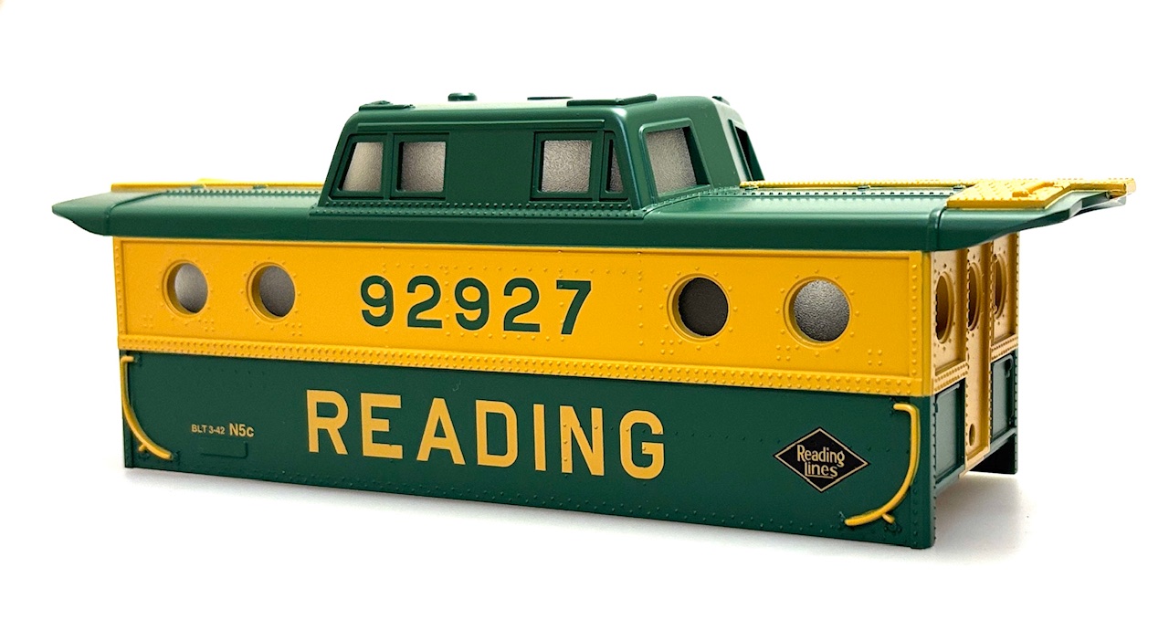 (image for) Shell - Reading #92927 (O Scale Porthole Caboose)