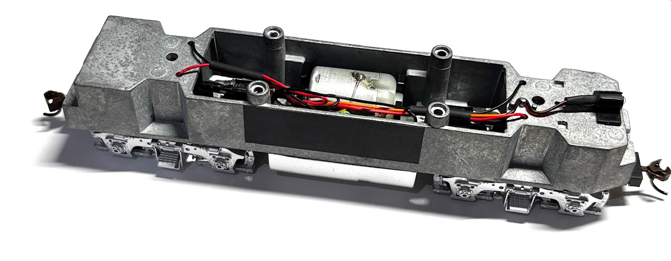 (image for) Loco Chassis - Silver ( HO F7A/FTA/F9)