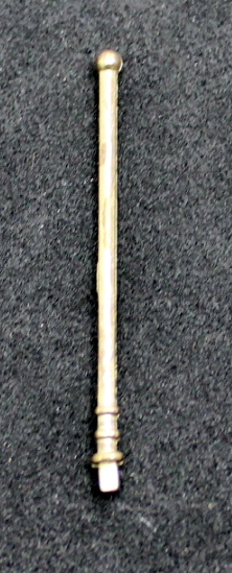 Small Flagstaff - Gold (Large-4-4-0)