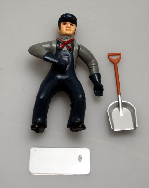 (image for) Figure - Fireman w/Shovel (G Universal)