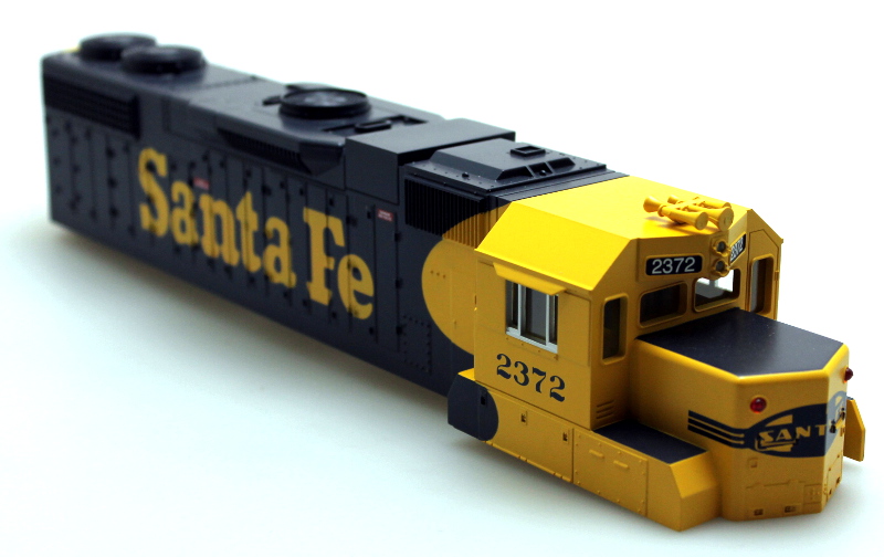 (image for) Shell - Santa Fe #2372 (O Scale GP-38)