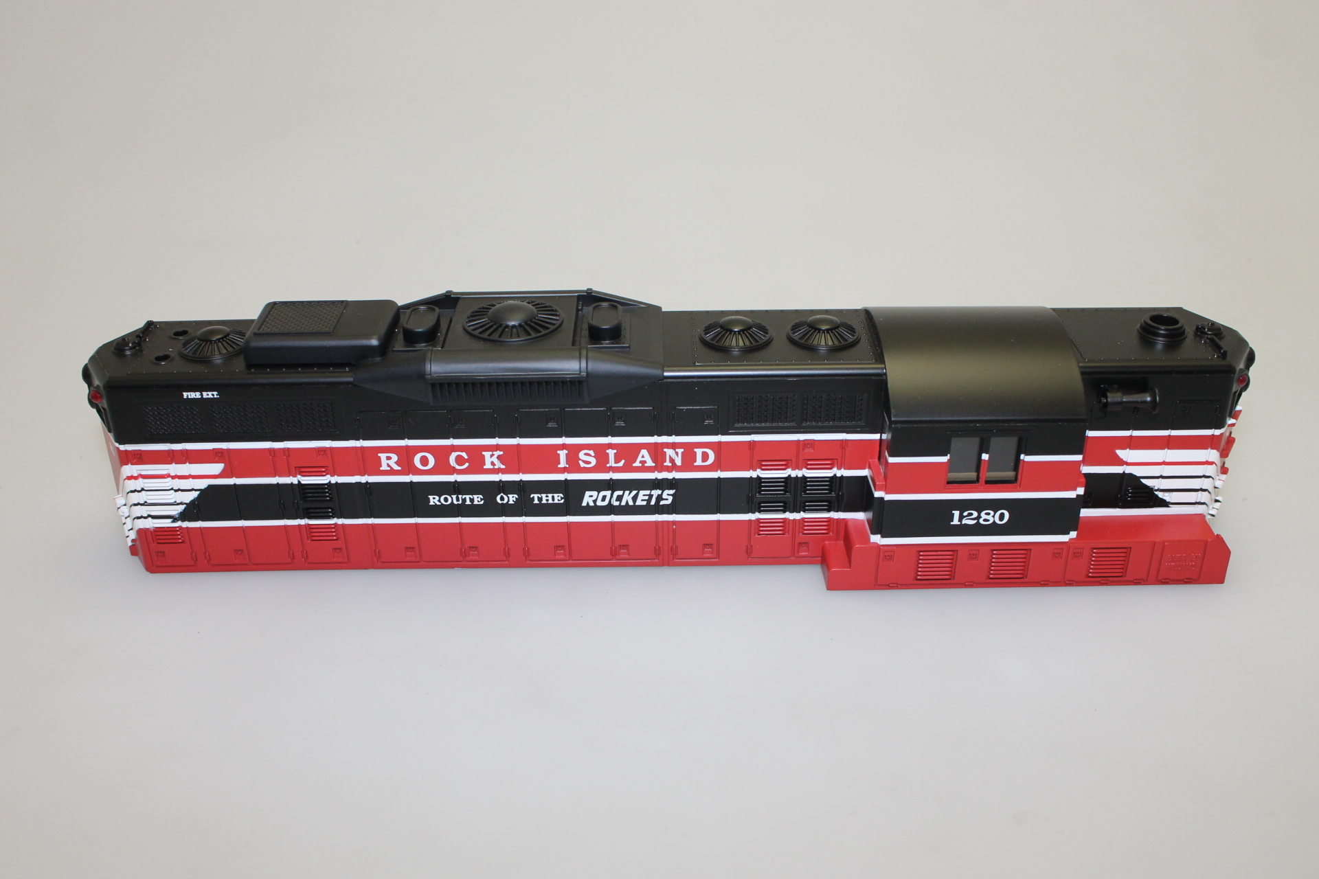 (image for) Body Shell-Rock Island #1280 or #1282 (O Scale GP9)