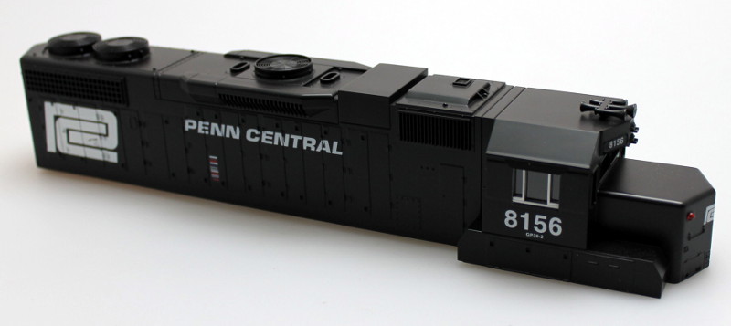 Shell - Penn Central #8122 (O Scale GP-38)