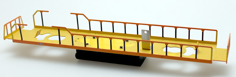 (image for) Loco Underframe-Yellow Frm, Orange&Blue Rails (O Scale GP38)