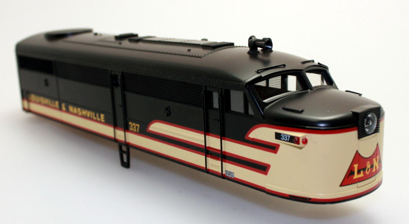 Body Shell - Louisville & Nashville (O Scale Kit Bashing )
