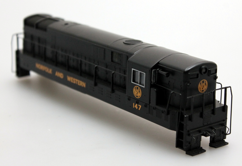 Shell with PCB installed - Norfolk & Western #147 (HO H16-44)