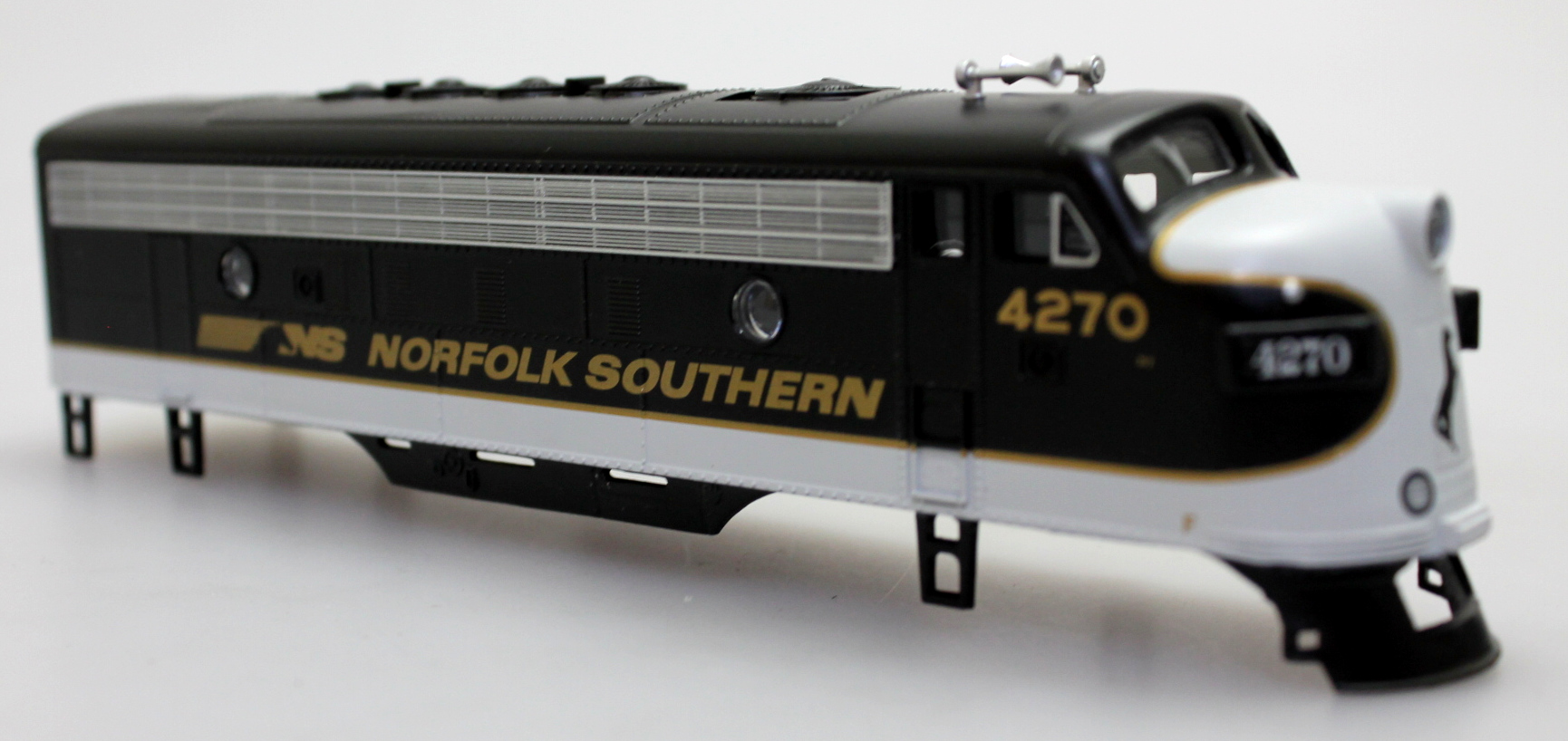 (image for) Body Shell - Norfolk Southern #4270 (HO F7-A)