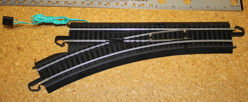 (image for) Remote Turnout Track - Left, Steel Alloy (HO/On30 Scale)
