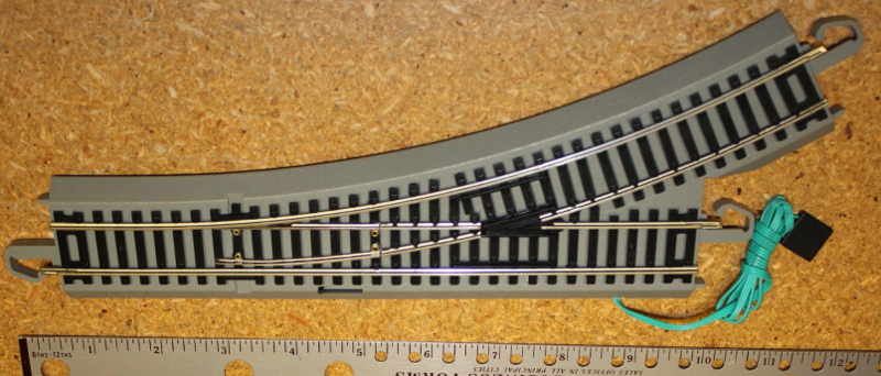 Remote Turnout Track - Left, Nickel Silver (HO/On30 Scale)