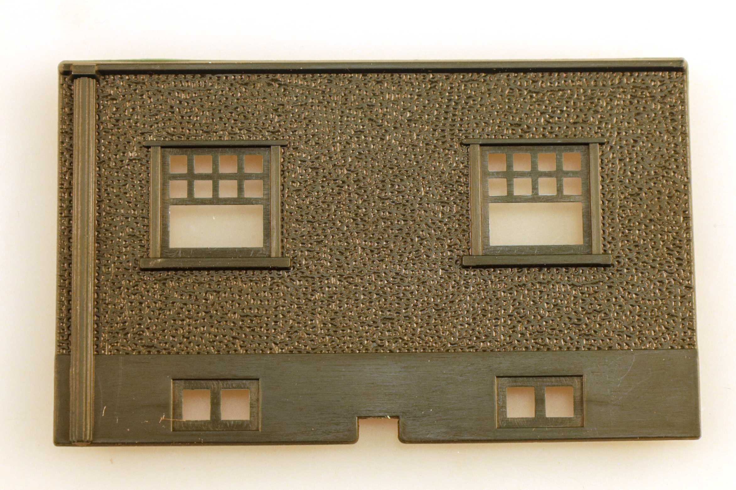 (image for) Split Level House - 1st FL Rear Wall (HO Plasticville®)