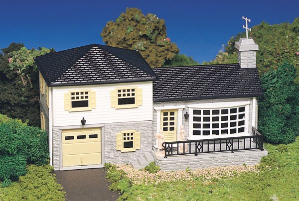 (image for) HO Scale Split Level House