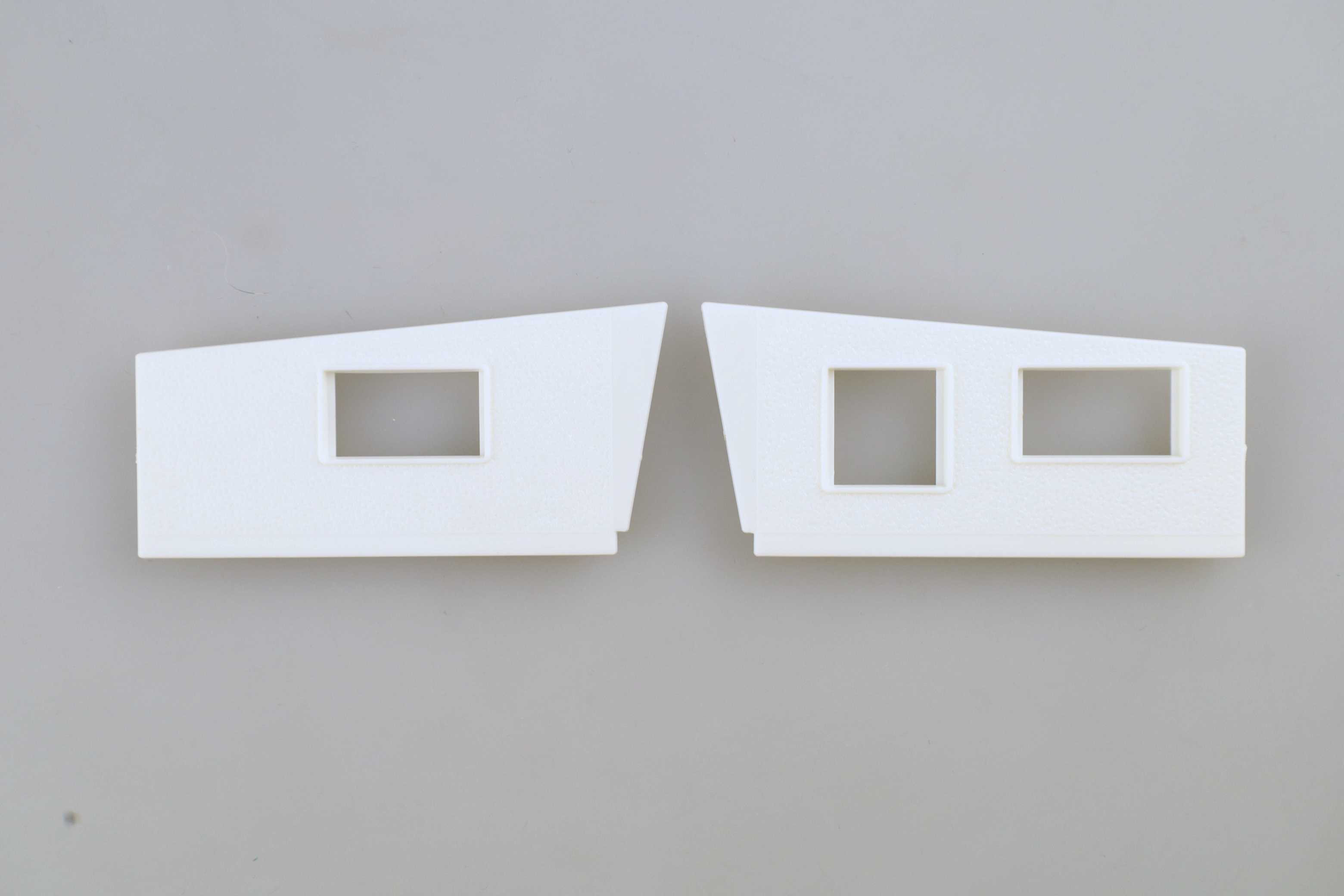 (image for) HO Scale Motel With Pool - Office Side Walls (pair) (HO Plasticville®)