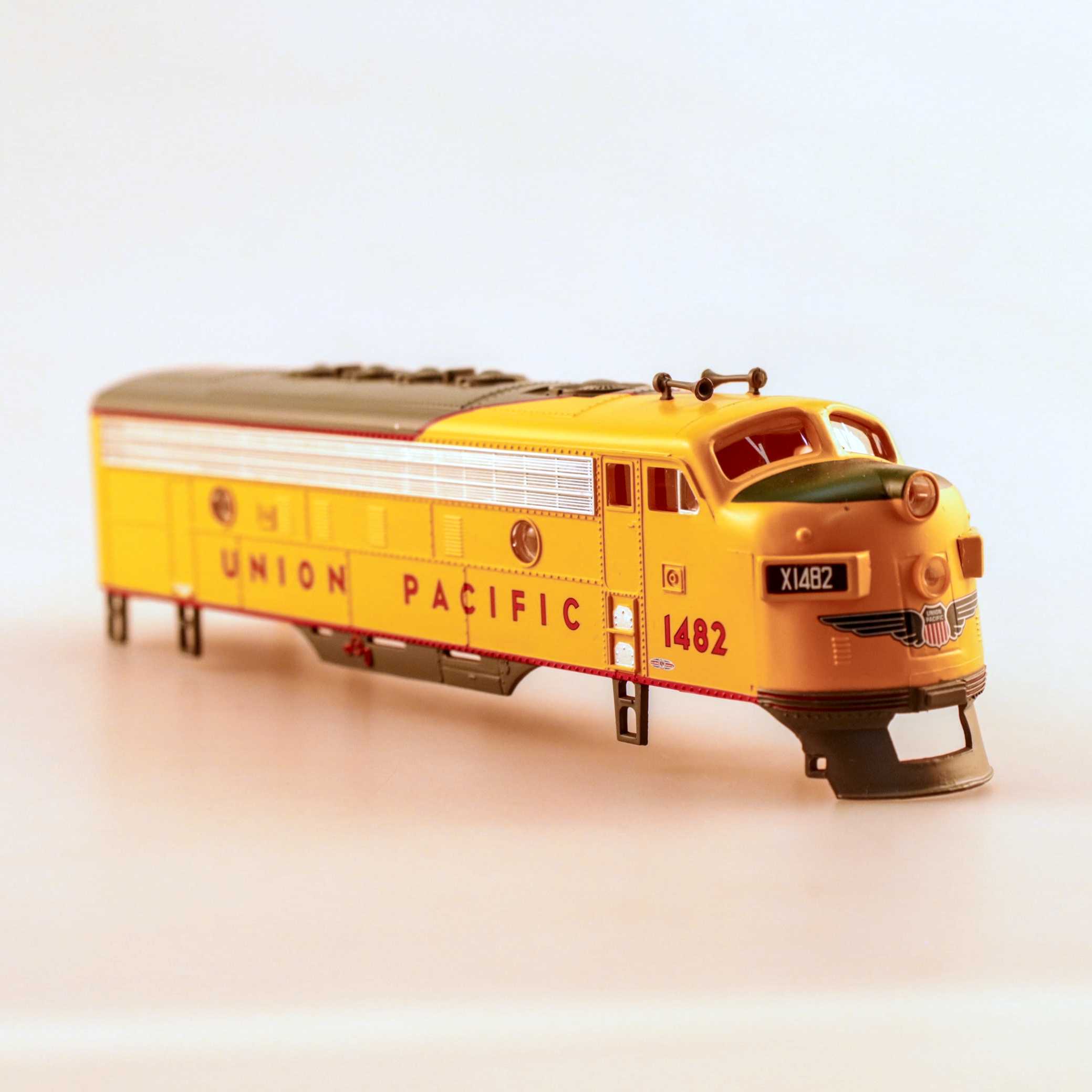 (image for) BODY SHELL - UNION PACIFIC #1482 GRAY (HO F7-A)