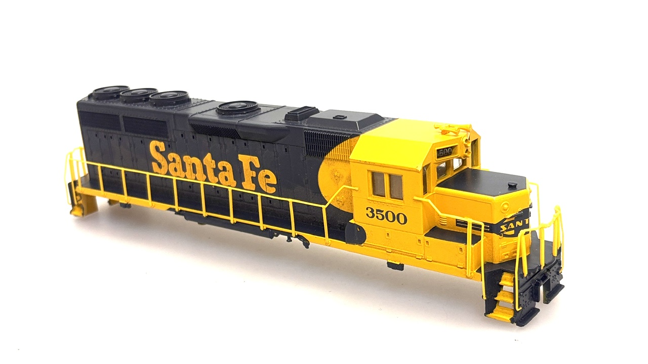 (image for) Loco Body Shell - Santa Fe #3500, Blue & Yellow (HO GP40)