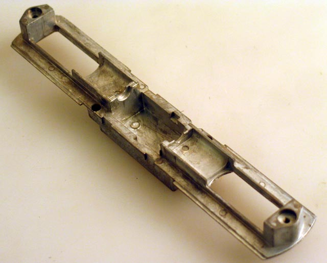 (image for) Chassis Frame-Bottom (Old Style) (HO GP50)
