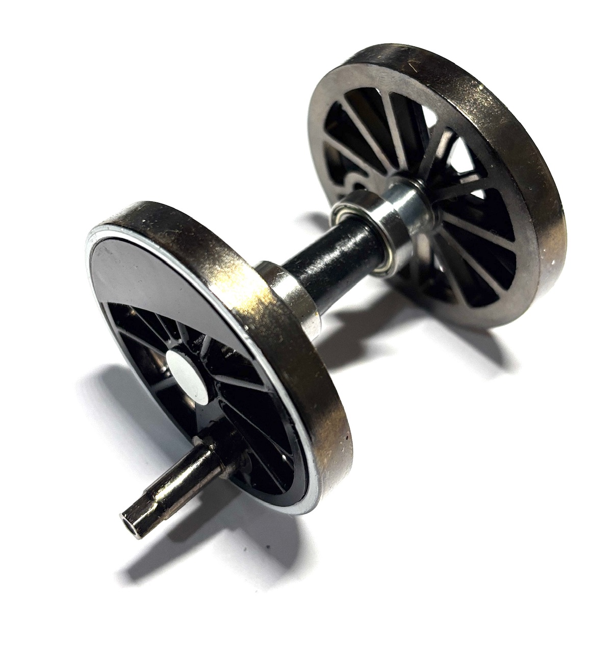 (image for) Center Wheel - Black, White Trim ( Large Scale 4-6-0)