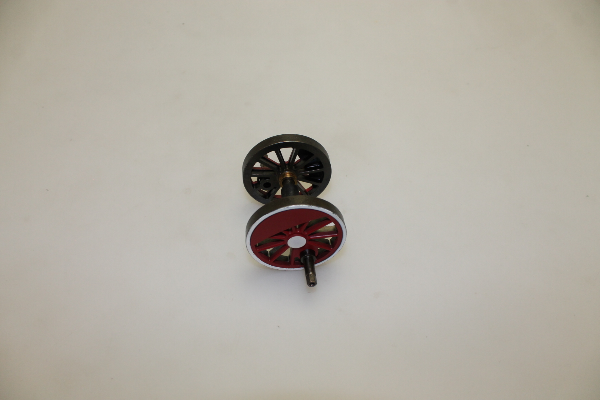 (image for) Center Wheel - RED ( L Scale 4-6-0 Anniversary)