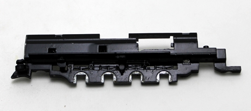 Loco Chassis - Right (N Class J 4-8-4)